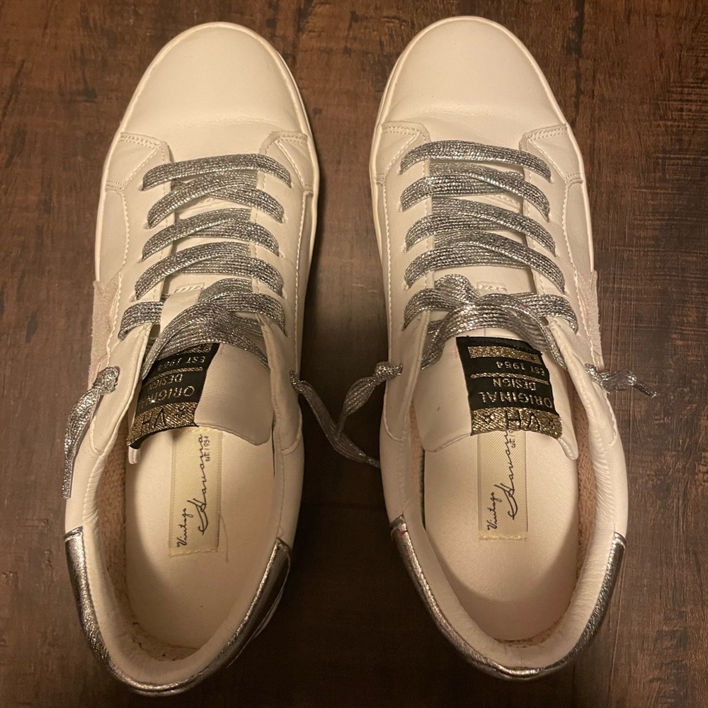 Vintage Havana sneakers